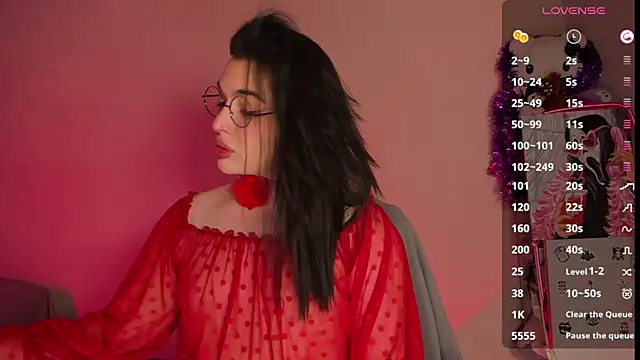 Snapshot of YsabellViveris chatting on December 2024 01:28:02 PM YsabellViveris online show from December 2024 01:28:02 PM