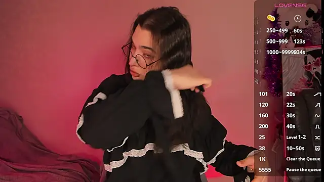 Snapshot of YsabellViveris chatting on January 2025 11:59:01 AM YsabellViveris online show from January 2025 11:59:01 AM