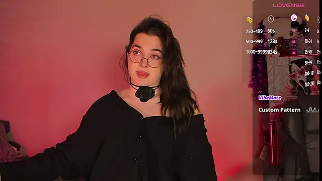 Snapshot of YsabellViveris chatting on January 2025 03:34:02 PM YsabellViveris online show from January 2025 03:34:02 PM