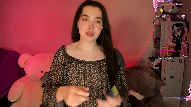 Snapshot of YsabellViveris chatting on September 2025 02:17:02 PM YsabellViveris online show from September 2025 02:17:02 PM