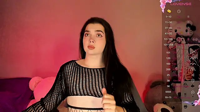 Snapshot of YsabellViveris chatting on October 2025 01:43:02 PM YsabellViveris online show from October 2025 01:43:02 PM