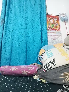 karlythothxh online show from June 2026 03:00:01 AM
