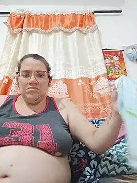 karlythothxh online show from July 2026 06:36:01 PM
