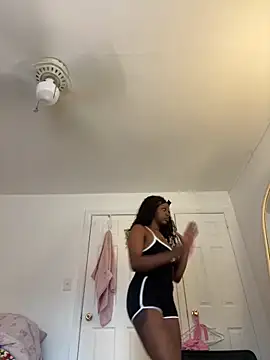 mochamimi online show from April 2026 04:50:02 PM