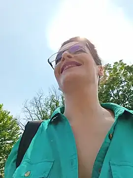 Snapshot of RebeccaNoble chatting on June 2026 12:22:01 PM RebeccaNoble online show from June 2026 12:22:01 PM