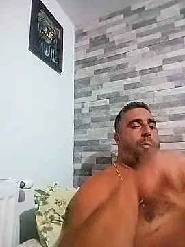 ADRIAN ADI40 online show from September 2025 04:44:02 PM