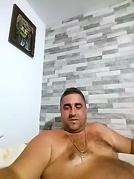 ADRIAN ADI40 online show from September 2025 07:40:02 PM