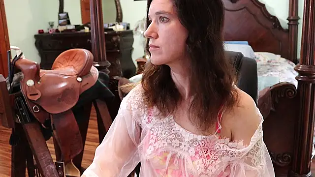 Snapshot of thornburyrose chatting on March 2025 08:06:02 PM thornburyrose online show from March 2025 08:06:02 PM