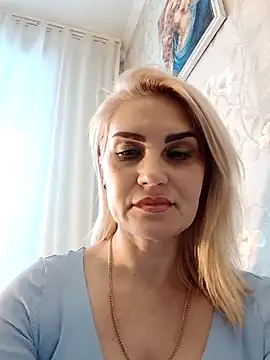 Snapshot of JennyOMay chatting on January 2026 04:38:01 AM JennyOMay online show from January 2026 04:38:01 AM