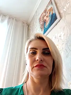 Snapshot of JennyOMay chatting on February 2026 04:38:01 AM JennyOMay online show from February 2026 04:38:01 AM