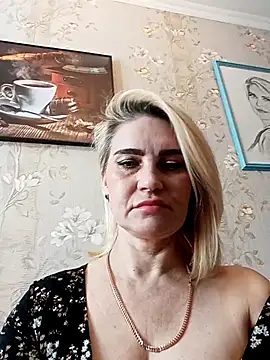 Snapshot of JennyOMay chatting on March 2026 05:20:02 AM JennyOMay online show from March 2026 05:20:02 AM