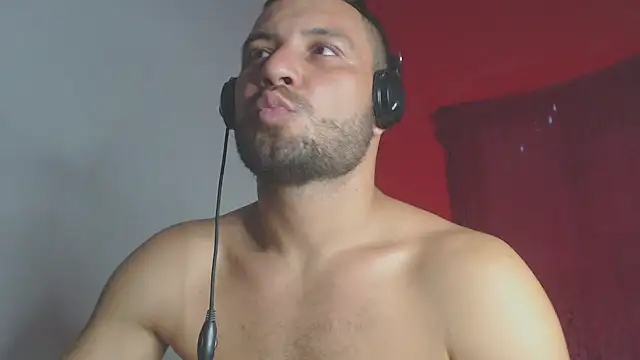 Snapshot of body_x29 chatting on December 2024 10:58:01 AM body x29 online show from December 2024 10:58:01 AM