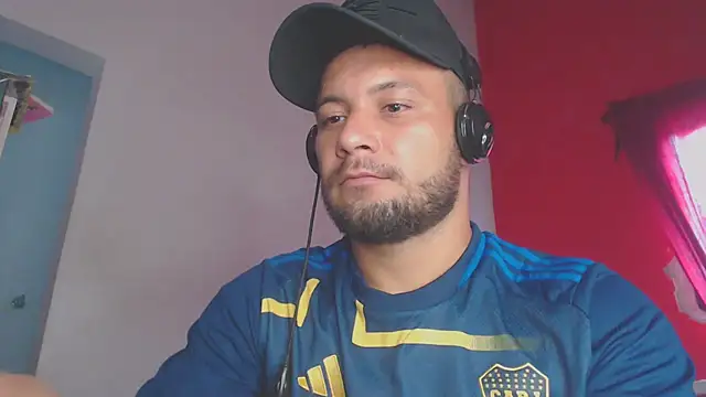 Snapshot of body_x29 chatting on January 2025 12:37:02 PM body x29 online show from January 2025 12:37:02 PM