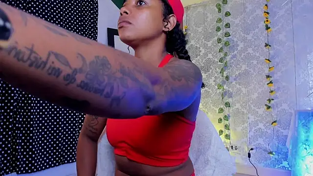 kelly thomson online show from February 2026 11:45:01 PM