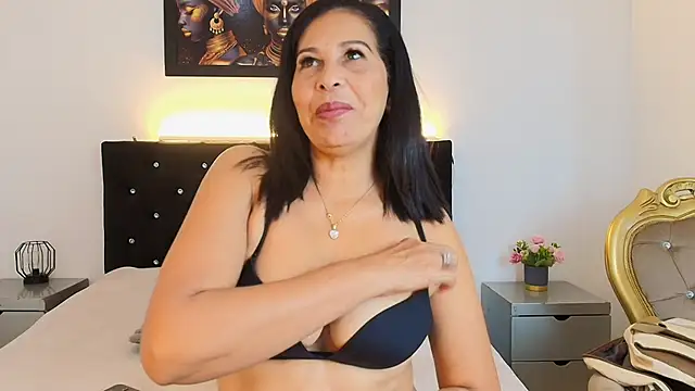 Shanon mature online show from May 2026 07:08:02 PM
