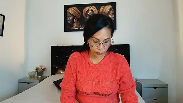 Shanon mature online show from July 2026 07:12:02 PM