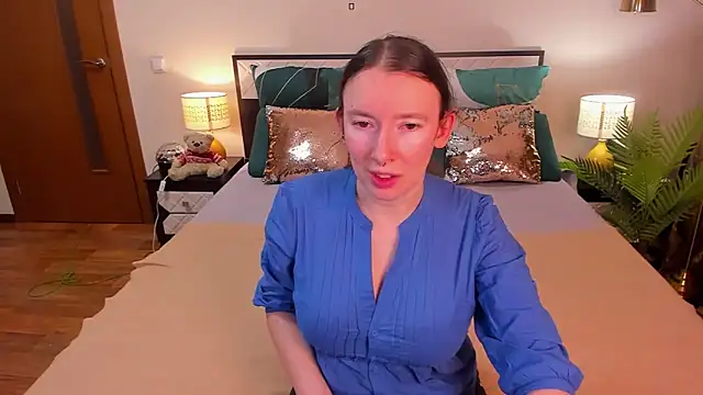 Snapshot of CatherineWalls chatting on March 2026 04:03:01 AM CatherineWalls online show from March 2026 04:03:01 AM