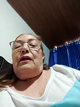 Vicky Rosse online show from October 2025 05:03:02 PM