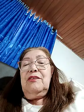 Vicky Rosse online show from October 2025 07:57:02 PM