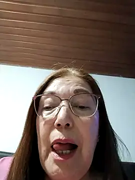 Vicky Rosse online show from December 2025 08:04:02 PM