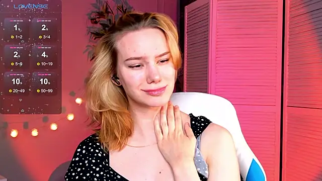 Ramona    online show from March 2026 06:19:02 AM