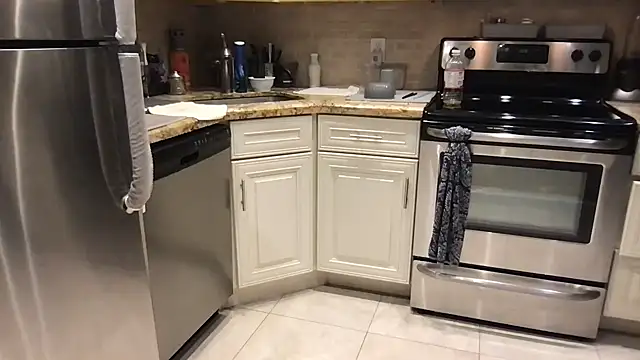 Snapshot of BigGuyMuscle chatting on January 2026 09:09:02 PM BigGuyMuscle online show from January 2026 09:09:02 PM