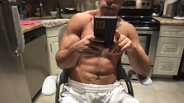 Snapshot of BigGuyMuscle chatting on February 2026 07:04:01 AM BigGuyMuscle online show from February 2026 07:04:01 AM