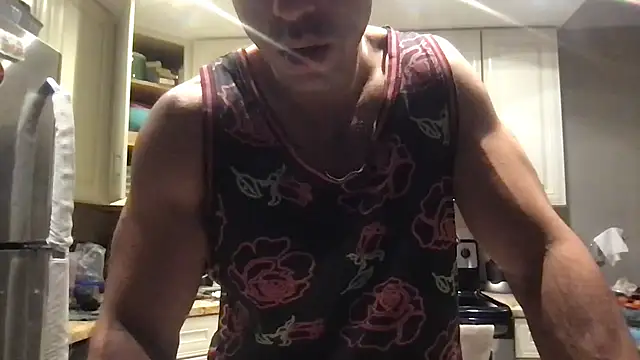 Snapshot of BigGuyMuscle chatting on March 2026 11:30:02 PM BigGuyMuscle online show from March 2026 11:30:02 PM