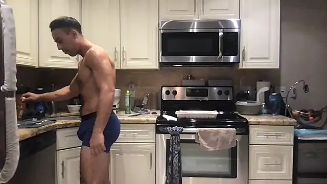 Snapshot of BigGuyMuscle chatting on March 2026 03:54:02 AM BigGuyMuscle online show from March 2026 03:54:02 AM