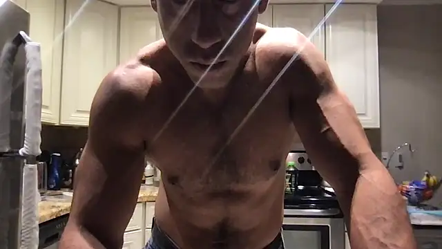 Snapshot of BigGuyMuscle chatting on April 2026 01:54:01 AM BigGuyMuscle online show from April 2026 01:54:01 AM