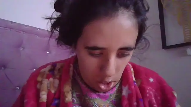 annarose19 online show from February 2025 02:33:01 AM