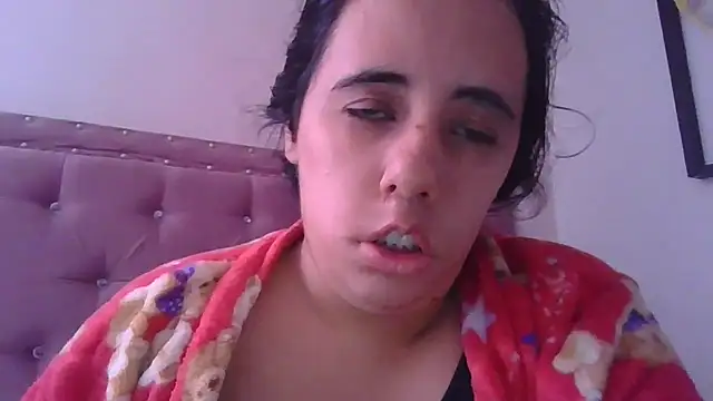 annarose19 online show from October 2025 06:06:02 PM