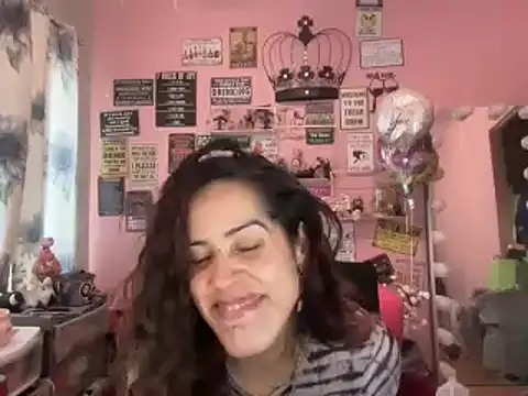 latinacubana online show from January 2025 03:45:01 PM