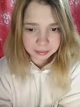 Zuli Kiska online show from January 2025 12:42:01 AM