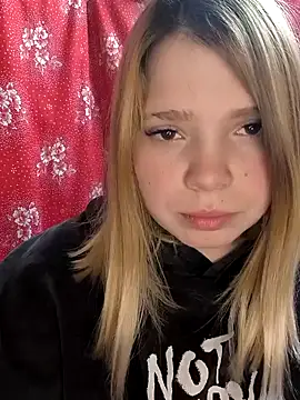 Zuli Kiska online show from February 2025 08:18:01 PM