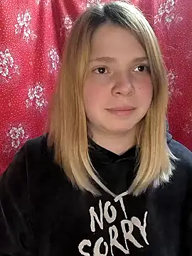 Zuli Kiska online show from March 2025 08:32:02 PM