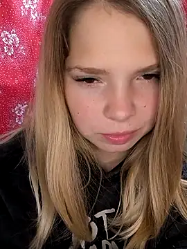 Zuli Kiska online show from September 2025 11:09:01 AM