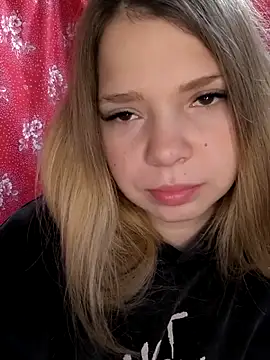 Zuli Kiska online show from December 2025 06:44:01 AM