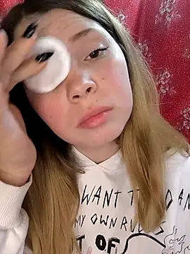 Zuli Kiska online show from March 2026 07:41:02 PM