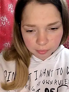 Zuli Kiska online show from March 2026 07:19:01 PM