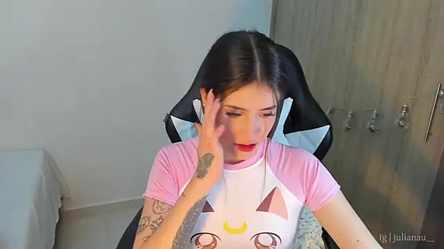 iriswest  online show from January 2025 11:08:01 PM