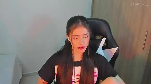 iriswest  online show from January 2025 02:11:01 AM