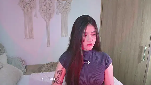Snapshot of iriswest_ chatting on July 2026 03:04:01 AM iriswest online show from July 2026 03:04:01 AM