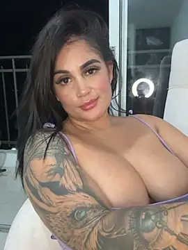 Snapshot of WowAna chatting on March 2025 04:58:02 AM WowAna online show from March 2025 04:58:02 AM