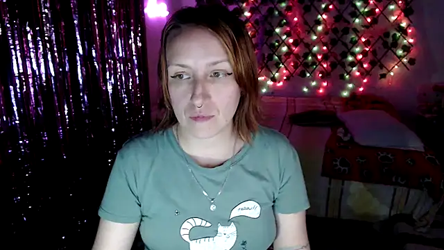 Snapshot of kittykalor09 chatting on February 2026 01:37:01 AM kittykalor09 online show from February 2026 01:37:01 AM