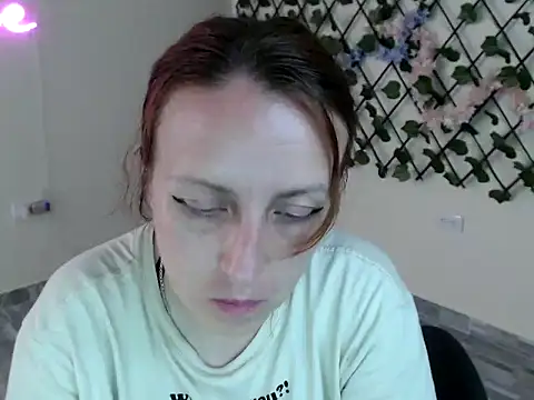 kittykalor09 online show from April 2026 08:00:02 PM