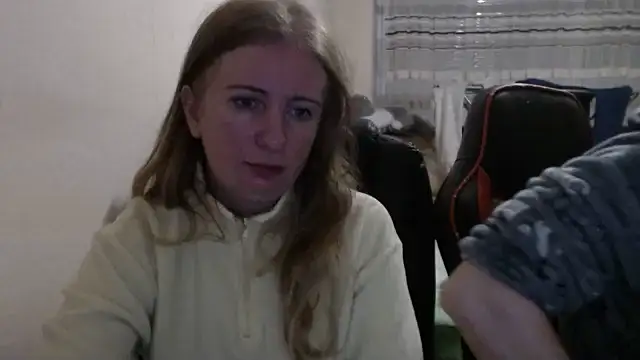 PeterAndJen online show from November 2025 07:47:01 PM