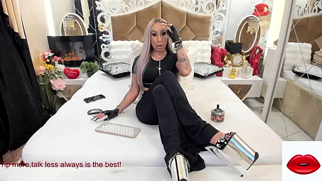 Snapshot of hotgirlsmoking_69xxx chatting on December 2025 03:21:01 PM hotgirlsmoking 69xxx online show from December 2025 03:21:01 PM