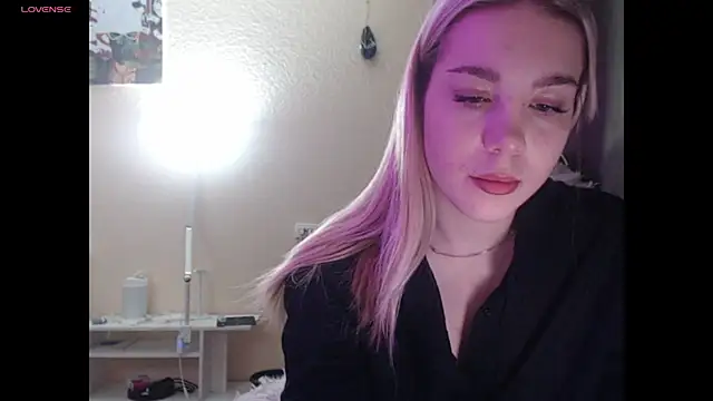 ariashaa online show from October 2025 03:12:01 PM