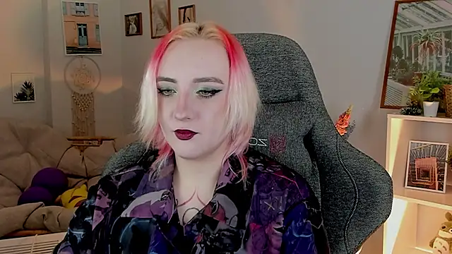 AsheLucker online show from February 2025 08:10:01 PM